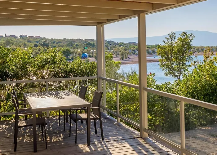 Mobile Homes Camping Omisalj